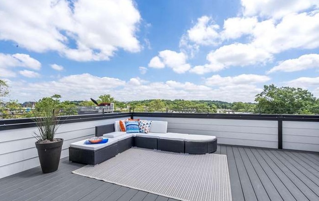 Building Photo - 729 Princeton Pl NW Unit 729 Princeton Pl NW #2 Rental