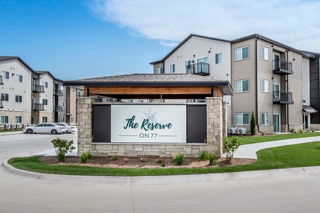 Building Photo - The Reserve on 77 Rental