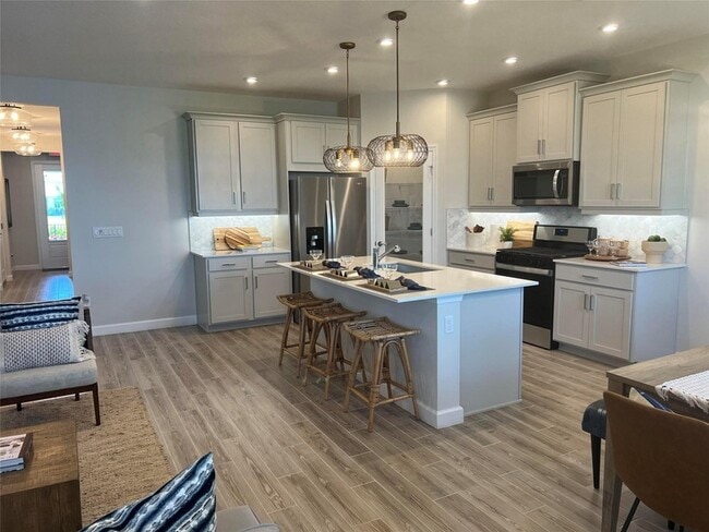 Photo - 14058 SW Surina St