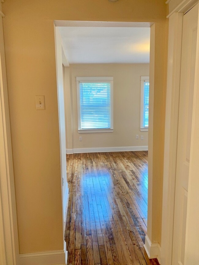 Building Photo - 9540 Stroelitz St Unit 9542