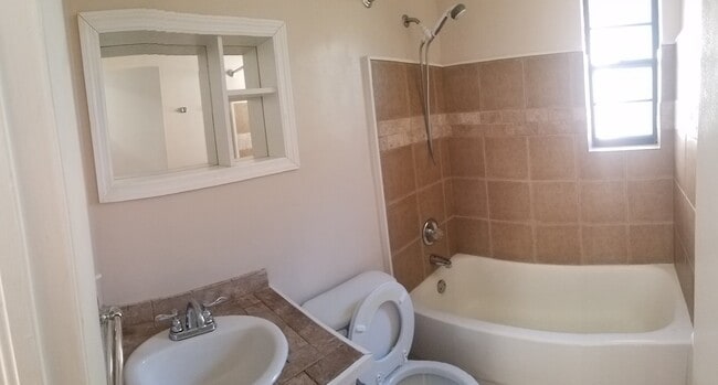 Photo - 4190 NW 11th Ave