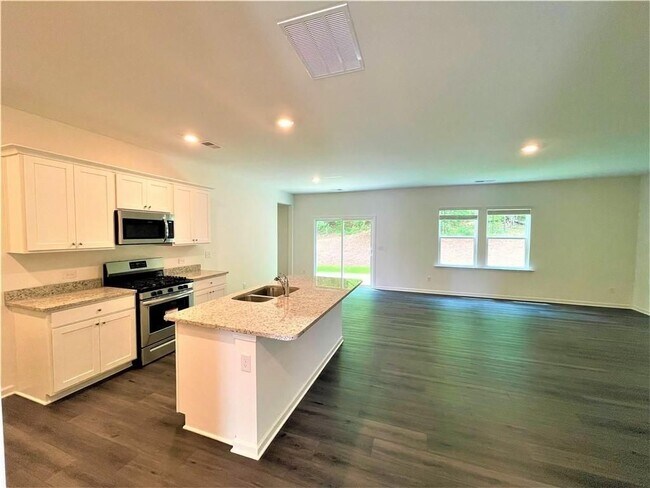 Photo - 270 Rivulet Dr