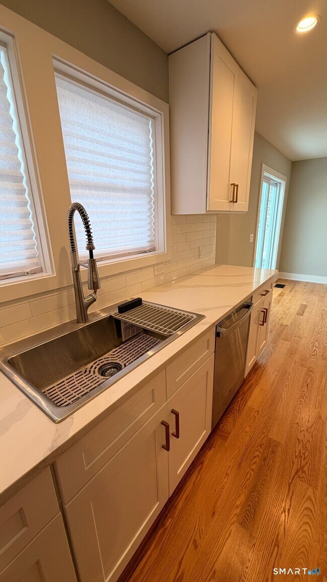 Photo - 20 Bouton St Unit B