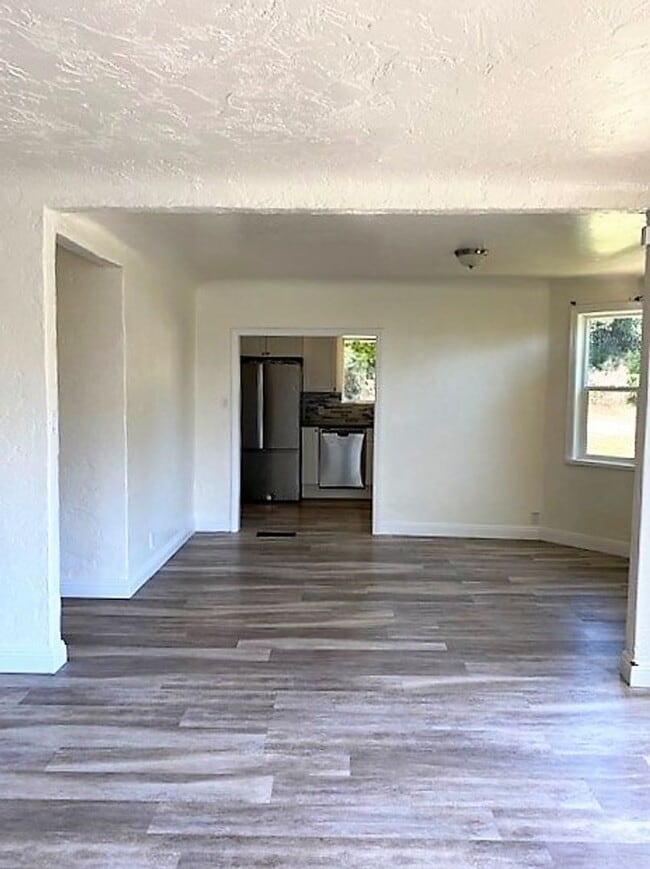Photo - Spacious Home in Shasta Lake City!!