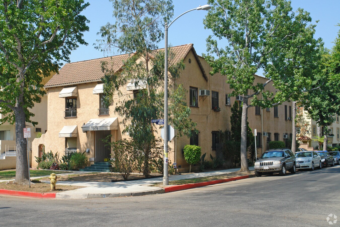 Photo - 959 N Croft Ave