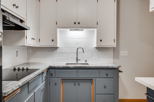 Photo - 5333 Nicollet Ave Unit 5335