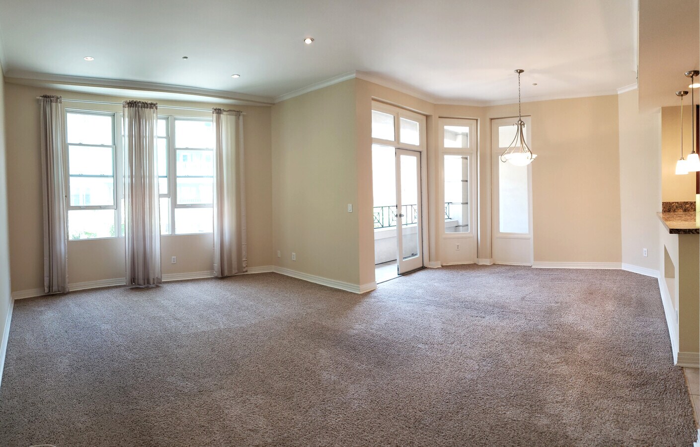 Living and Dining area - 650 Columbia St Condo
