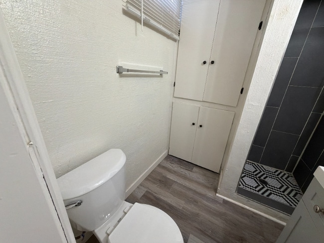 Photo - 2130 4th Ave Unidad B