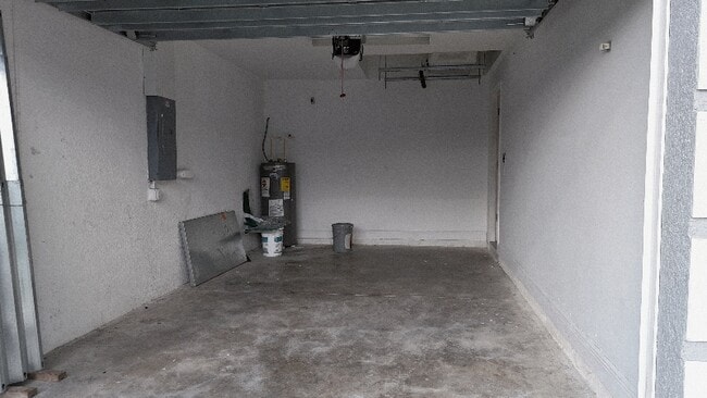 Photo - 1137-1139 Ichabod Ave Unidad 1137