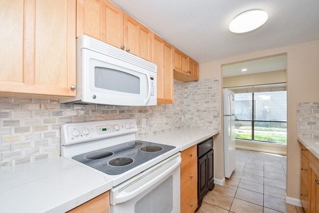 Photo - 9536 Windswept Ln Unit 9536