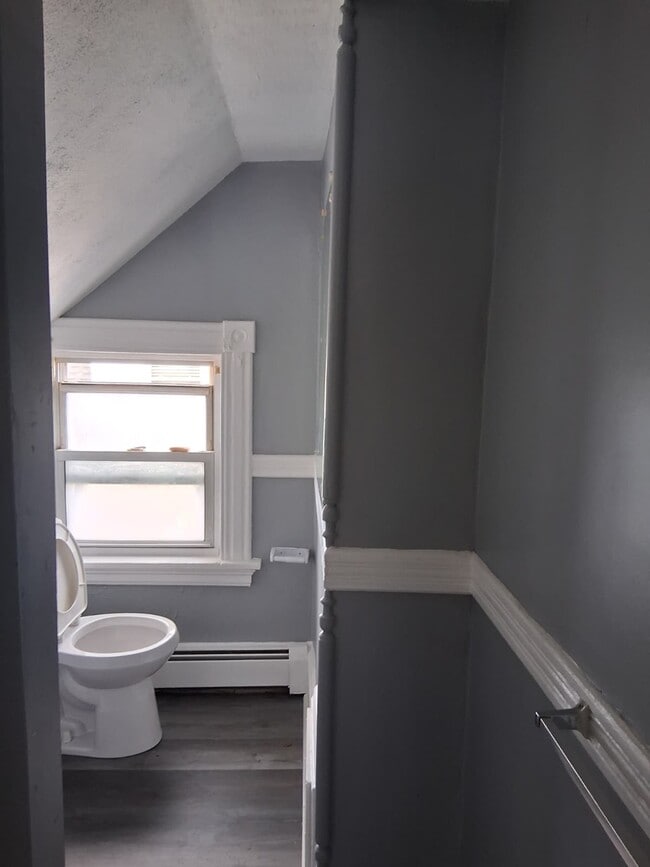 143 Edgewood St Unit 3