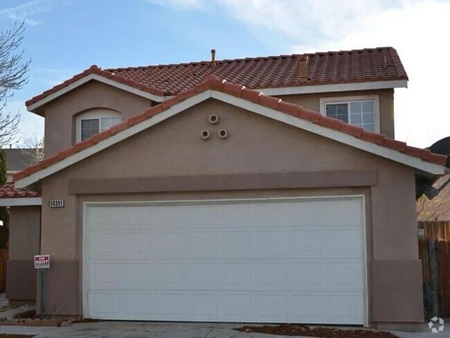 Building Photo - Beautiful home