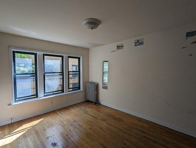 Photo - 2334.5 N Spaulding Ave Unit 3B