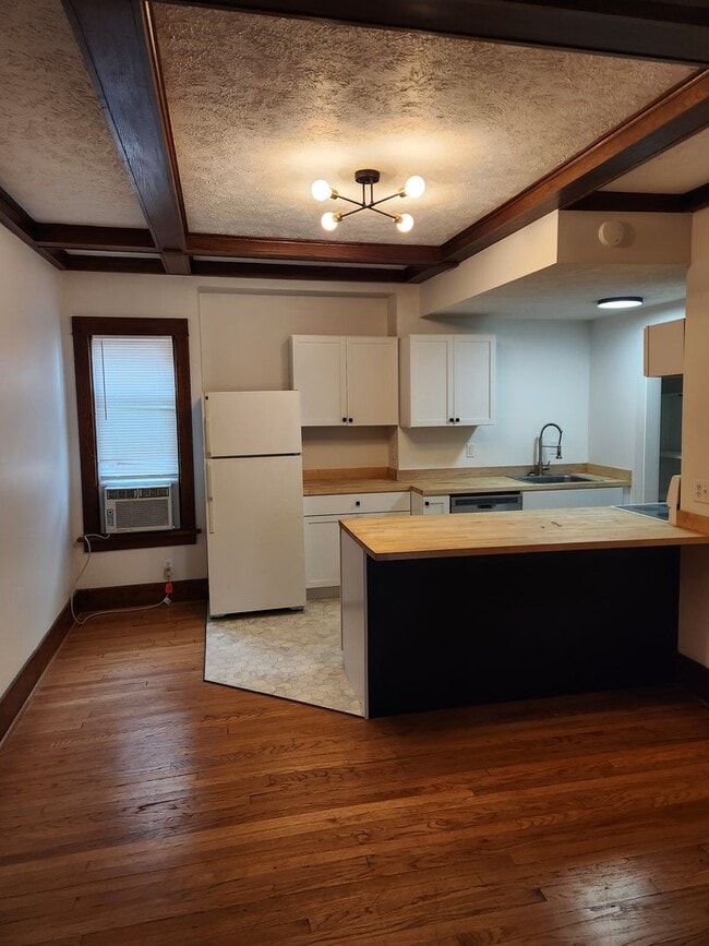 Photo - 524 N 50th St Unit 1