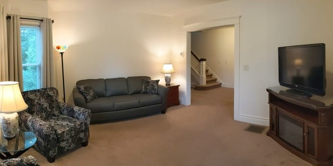 41 Clayton Ave