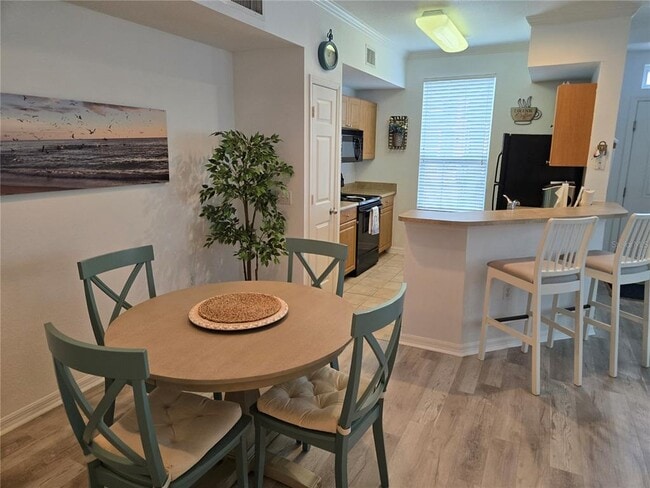 Photo - 5581 Rosehill Rd