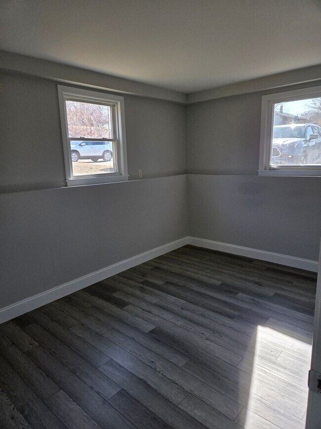 11 Elm St Unit B