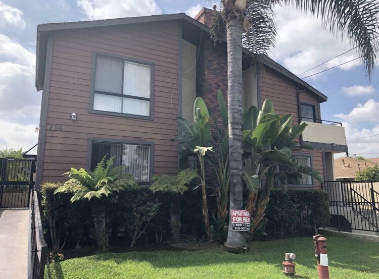 Photo - 714 E Acacia Ave Unidad 204