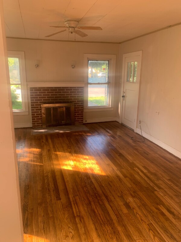 2427 Lyle Ave House House Rental in Waco, TX