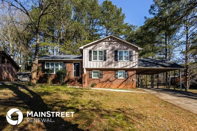 Building Photo - 537 Plainville Dr SW