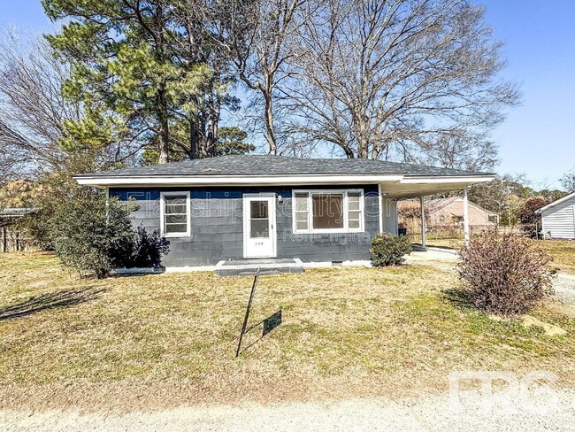 Building Photo - 114 Blaire Ln