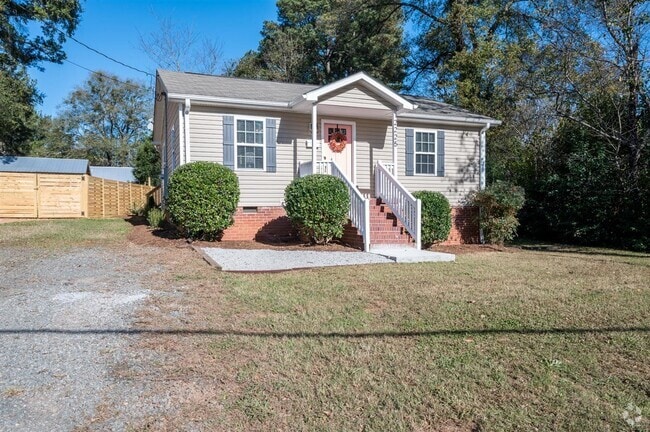Building Photo - 2225 Milburnie Rd Rental