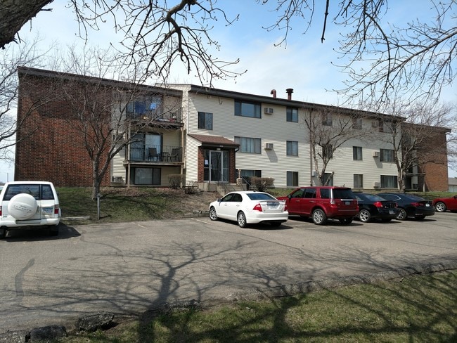 Building Photo - 1303 birch st Unit Apt #5