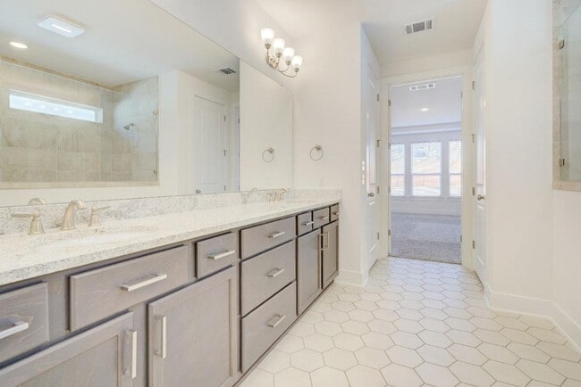 Photo - Check Out this 3/2 in Leander