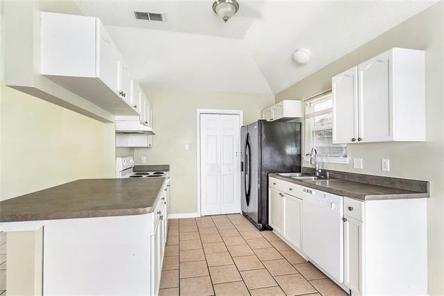 Photo - 40785 Hayes Rd