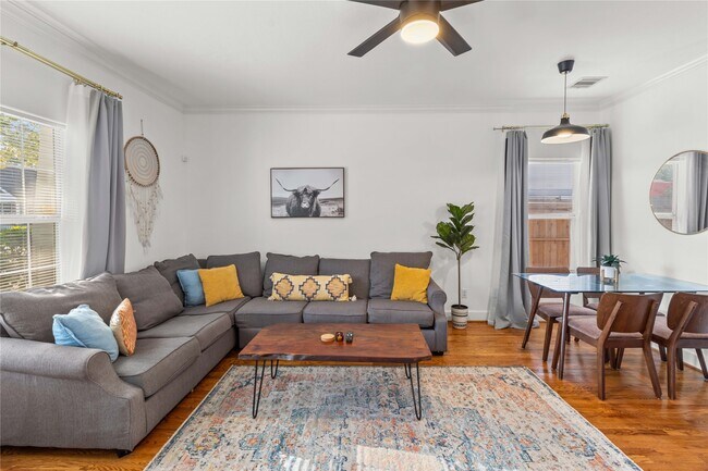Photo - 4505 Gano St