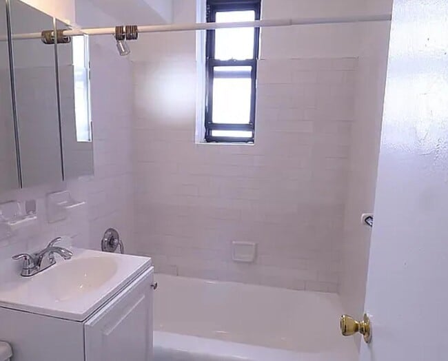 Photo - 1623 3rd Ave
