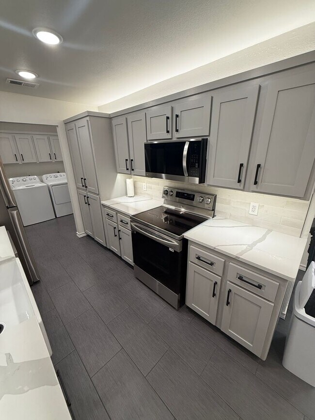Photo - Luxury 3/2/2 in Cooper school district!