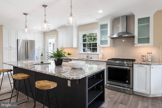 Building Photo - 450 Ridge Run