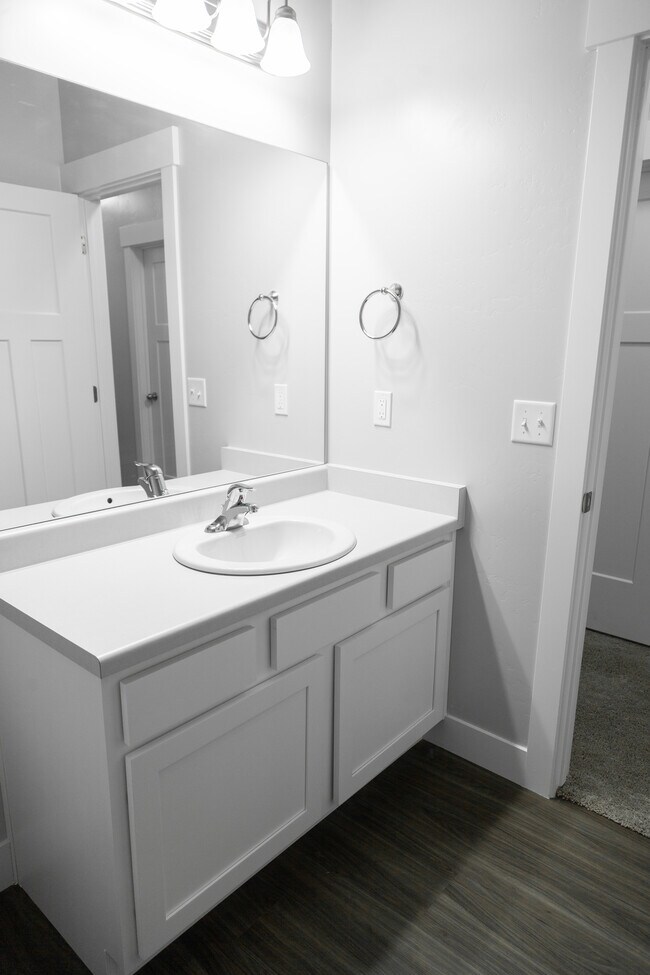 552 N 360 W Condo Condo for Rent in Orem, UT