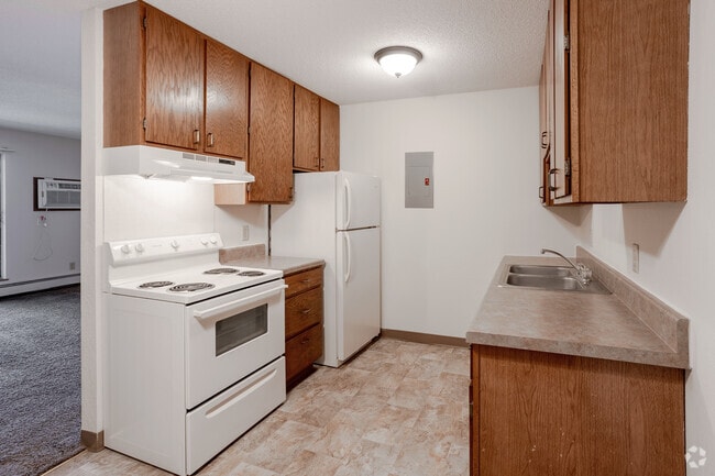 2BR, 1BA - Kitchen