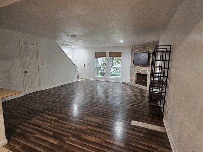 Photo - 1011 Hamblen Rd Unit 404