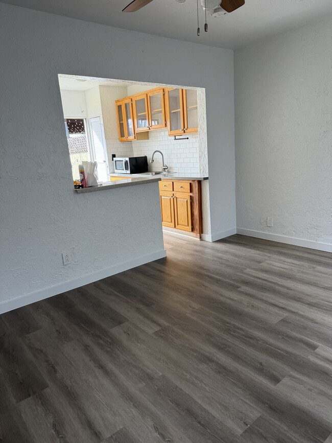 Photo - 10946 Otsego St Unit 2