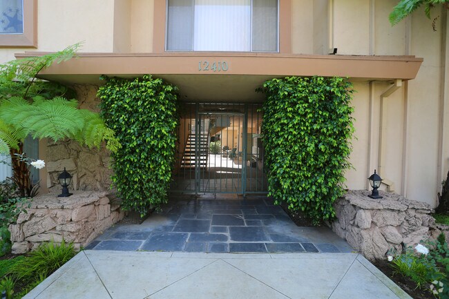 Photo - Chandler Apartments