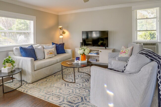 Photo - 202 10th Ave NE Unit ID1383675P