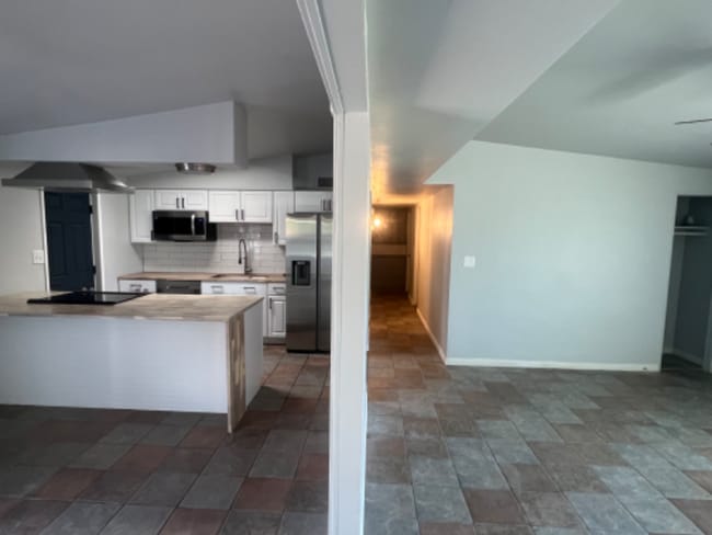 Photo - 4240 N 4th Ave Unidad B