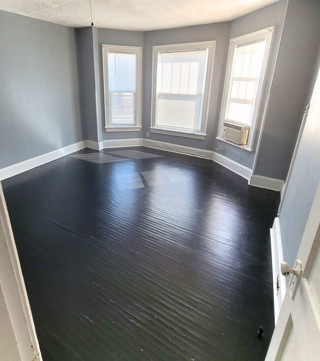 Living Room - 352 E 20th Ave Unit 352.5 E 20th Avenue Rental