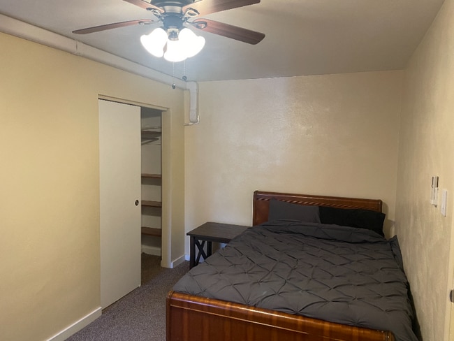 Photo - 4307 Milgate St