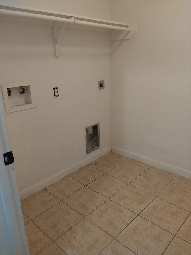 Photo - 7914 Tilbury Woods Ln