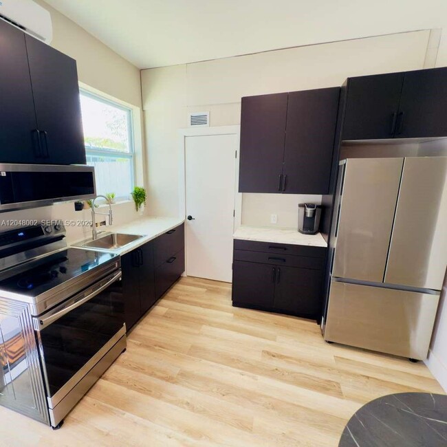 Photo - 220 NW 126th St
