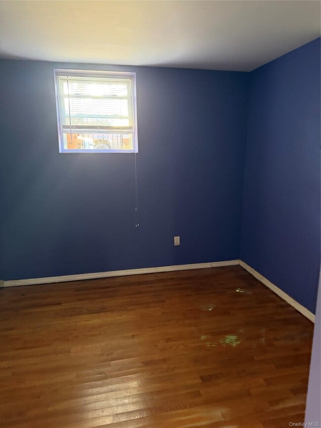 Photo - 54-01 69th St Unit 1