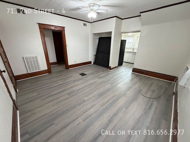 Photo - 713 2nd St Unit 4