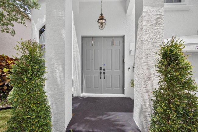 Photo - 1204 Oakwater Dr
