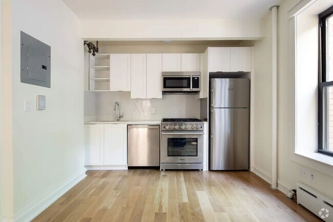 Building Photo - Beautiful 1 Bed 1 Bath Available Unit 1C Rental