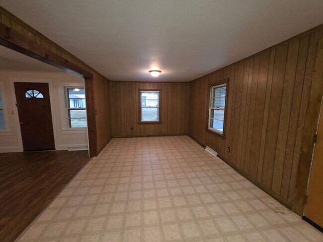 Photo - 114 Black Snake Road