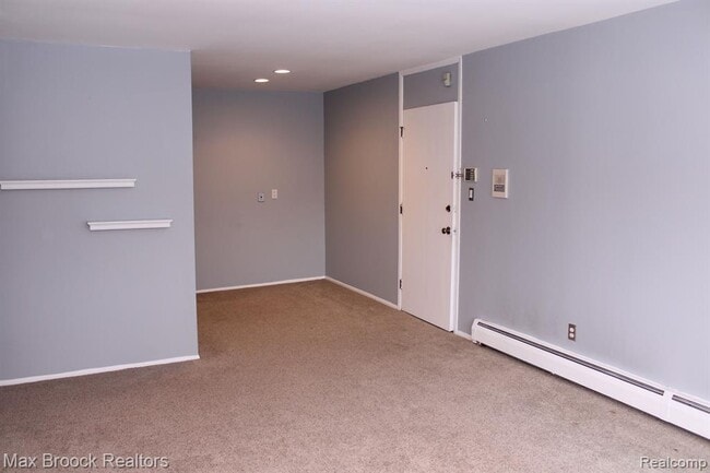 Photo - 150 Bird Ave Unidad 25